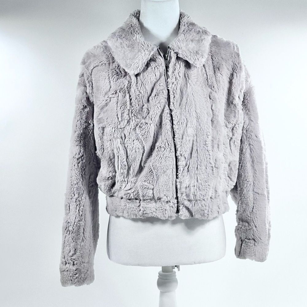 BB Dakota tan faux fur full zip crop bomber jacket S